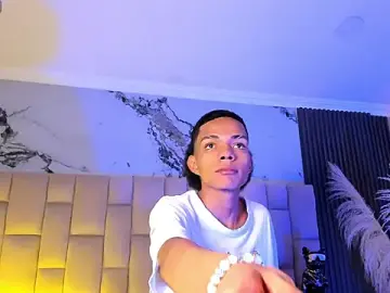 Stripchat Sex Cam of candyandmarilyn