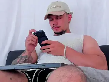 Stripchat Private Sex Chat of NoahhBrown