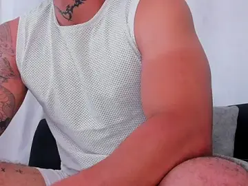 Stripchat Adult Video Chat of NoahhBrown