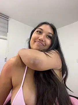 Stripchat Free Porn Cam of SharaRous