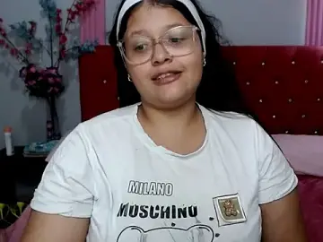 Stripchat Sex Cam of angel_barbie_1