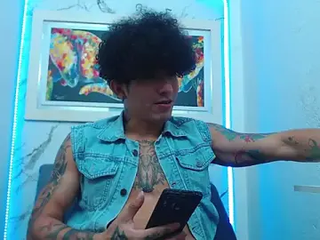 Stripchat Watch Live Sex Cams of targuerian22