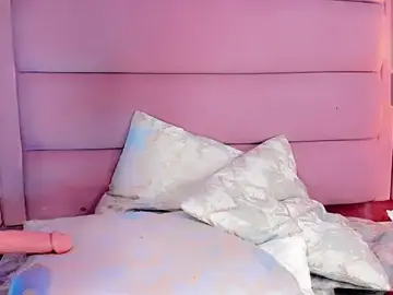 Stripchat Free Live Porn of Camille_deluxe