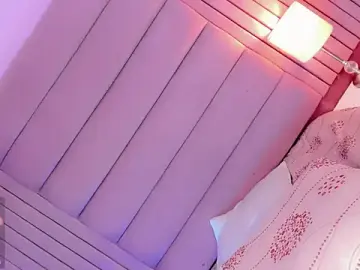 Stripchat Best live sex cam show of Camille_deluxe