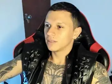 Stripchat Best Webcam of Masterdave7