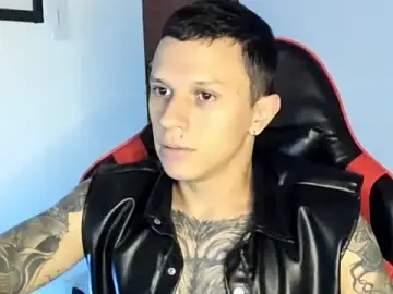 Stripchat Nude Webcam of Masterdave7