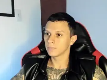 Stripchat Free Live Porn of Masterdave7