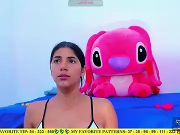 Stripchat Best live sex cam show of AriannaLewiis