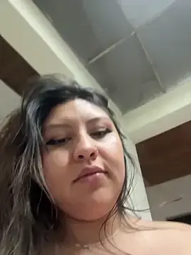 Stripchat Nude Webcam of Larissa_Antonella