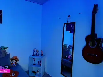 Stripchat Watch Live Sex Cams of Nicorobinn