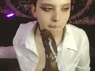 Stripchat Live Porn of mikaskullcs