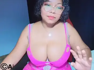 Stripchat Nude Webcam of Italyy__boobs