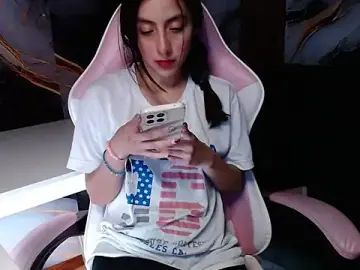 Stripchat Watch Live Sex Cams of ling_ling24