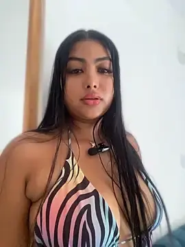 Stripchat Live Sex Cam of NatashaBrown12