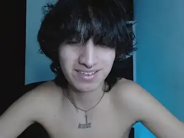 Stripchat Best Webcam of littlextreme