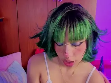 Stripchat Adult Webcam of zoelight18