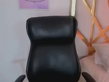 Stripchat Watch Live Sex Cams of LanaJones_