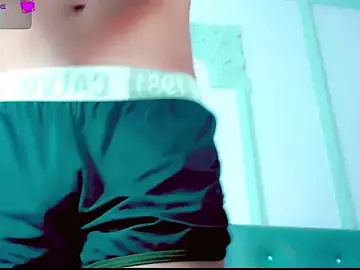 Stripchat Live Sex of malahya_