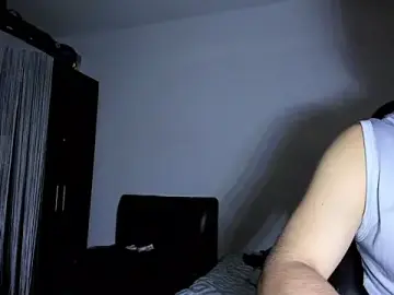 Stripchat Free Porn Cam of ares_sexxx