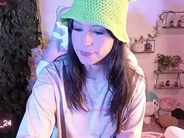 Stripchat Nude Webcam of Eymmy_24