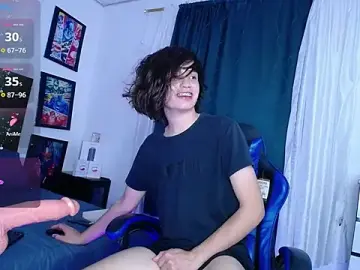 Stripchat Free Live Porn of andyboy-