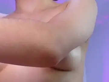 Stripchat Free Live Porn of Nikkenyx