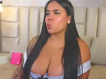 Stripchat Live Porn of EmilyQueen3x