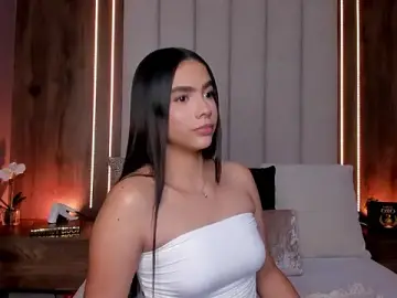 Stripchat Live Porn of LucySalvatore_